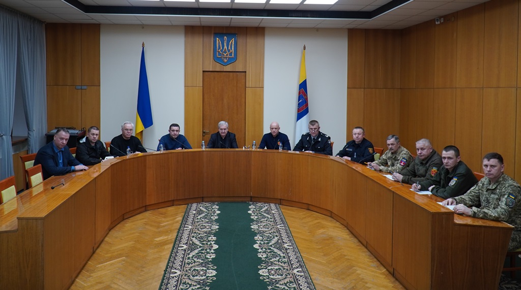 комендантский час