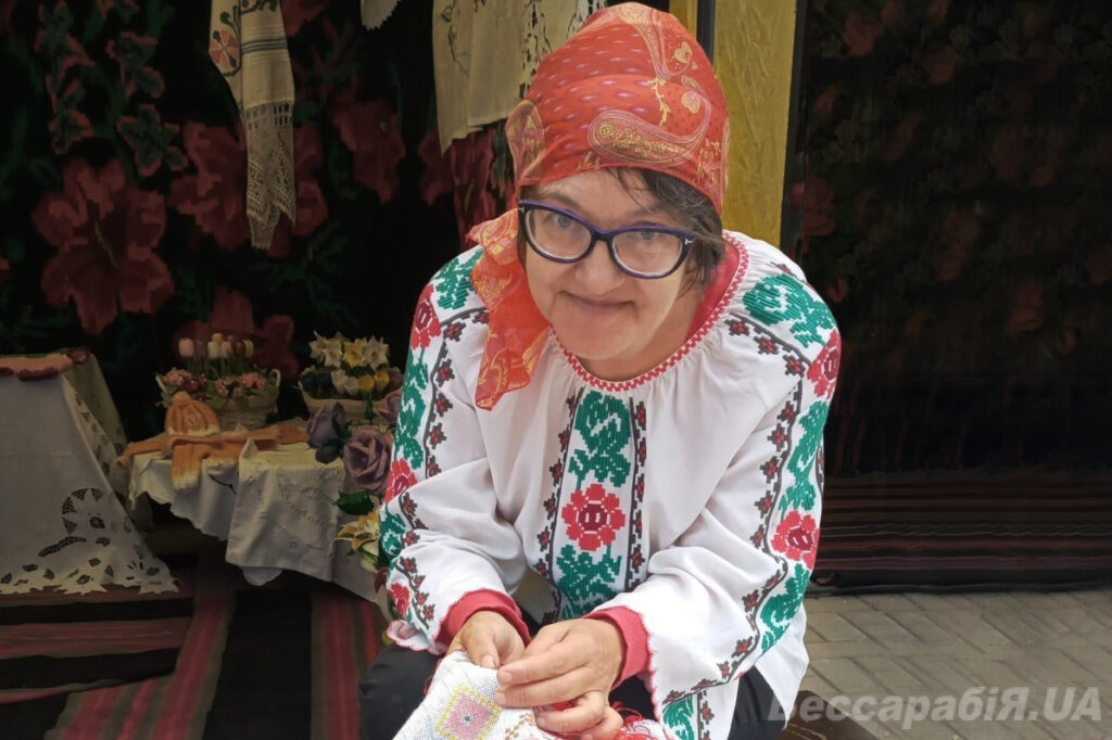 Новикова