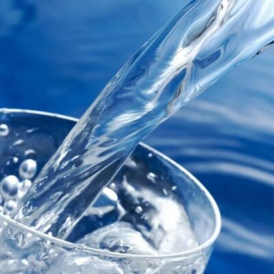вода