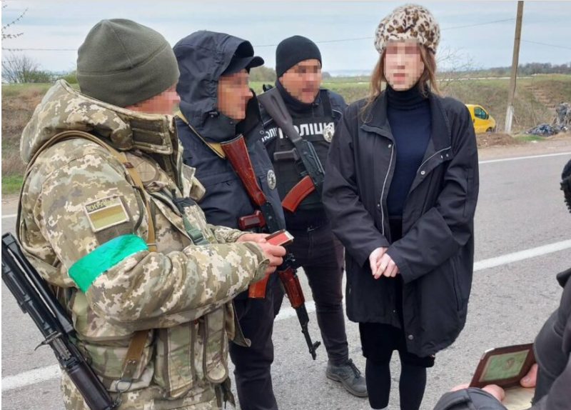 уклонист в юбке