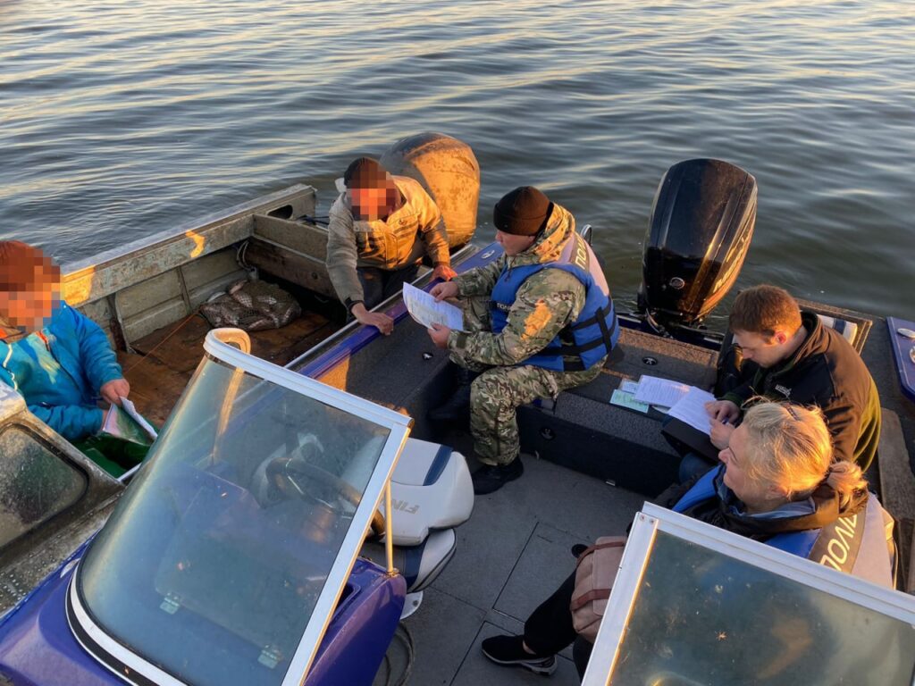 човни поліція
