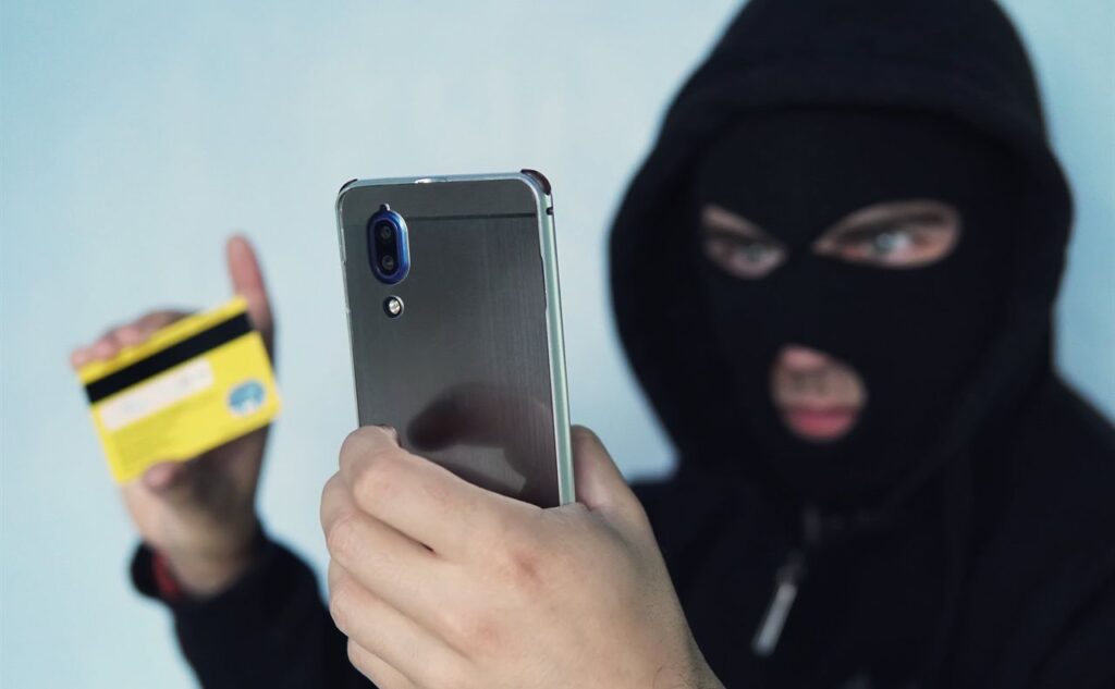 шахраї