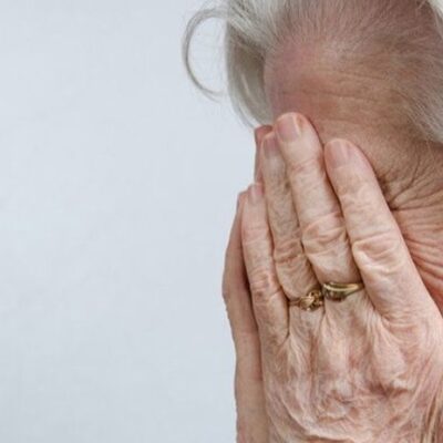 домашнє насильство над матір’ю