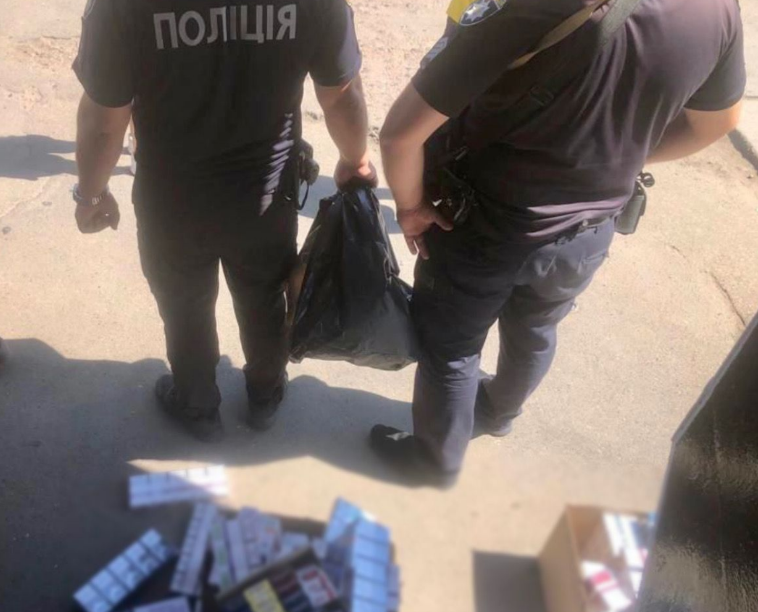 контрафактні тютюнові вироби