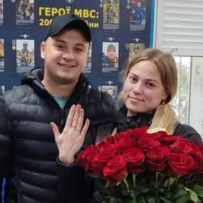 поліцейська та рятувальник