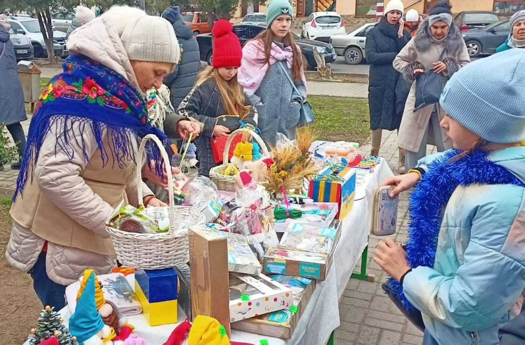 ярмарок Різдвяна зірка перемоги
