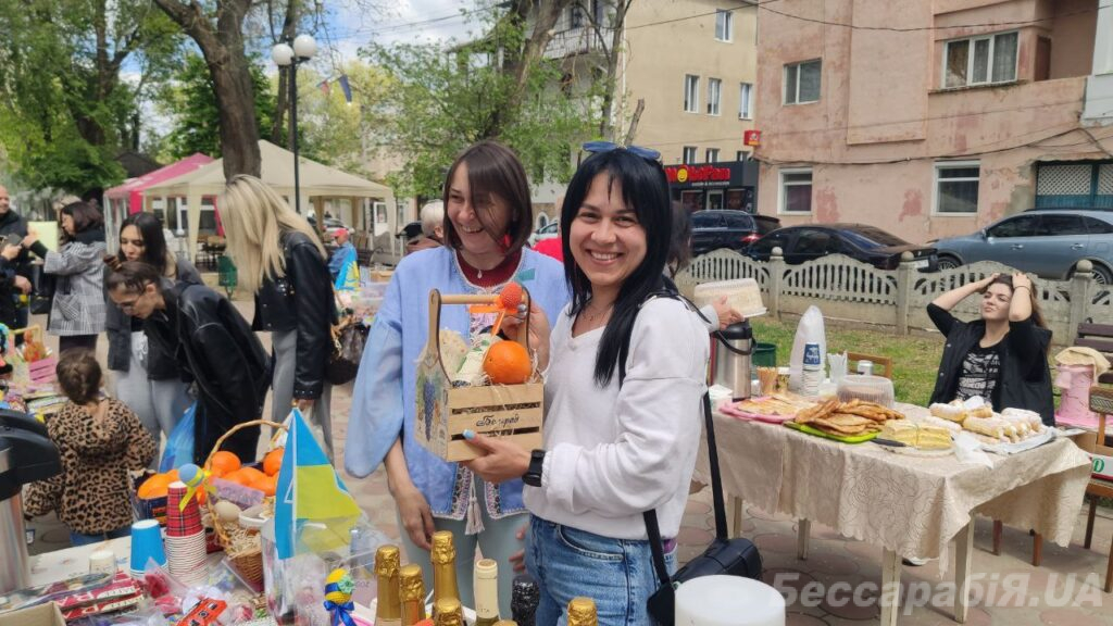 ярмарок Болград