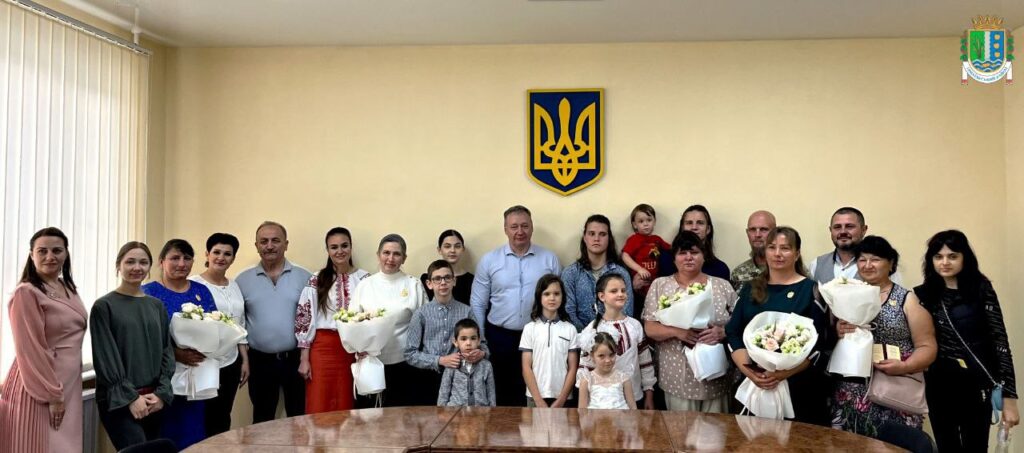 мати-героїня