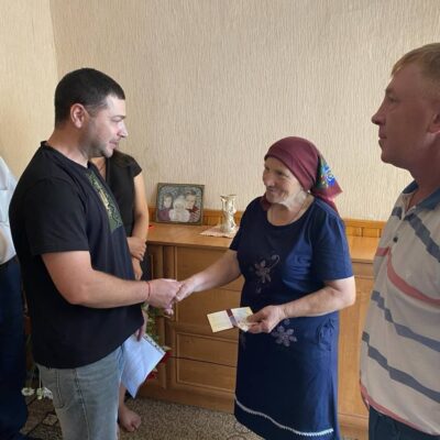 Мати-героїня