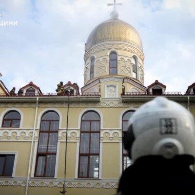блискавка храм