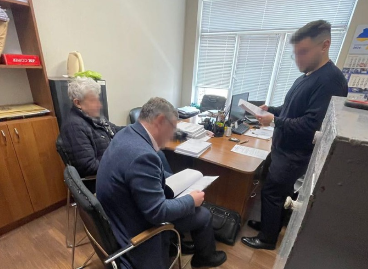 підрядники розкрадання