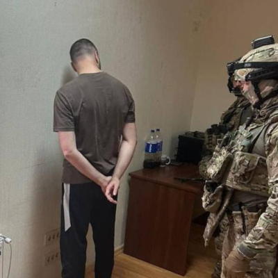експравоохоронець вимагання