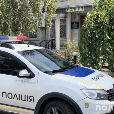 вкрала гроші у тітки