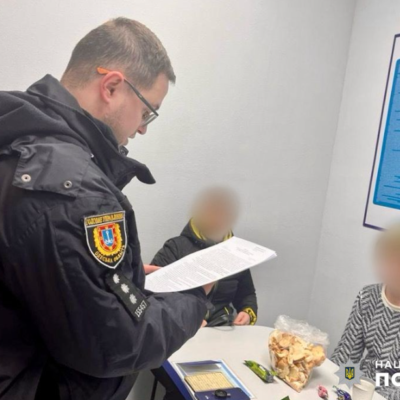вибвство подруги