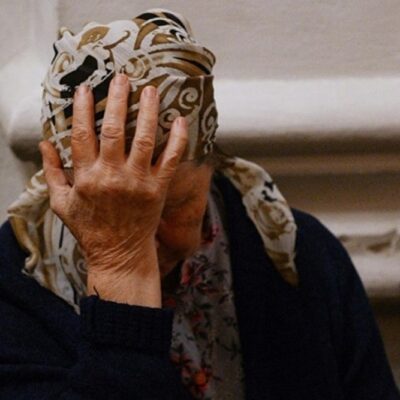 обікрала свекруху