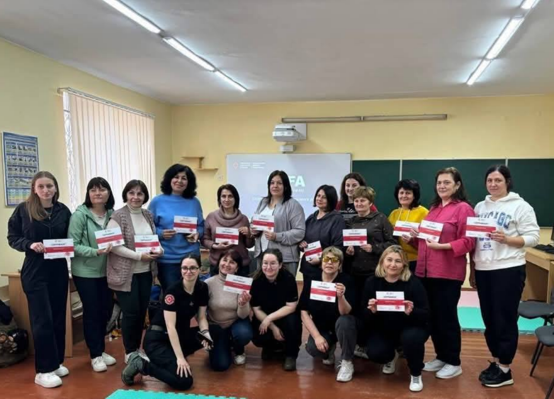 вчителі домедична допомогоа