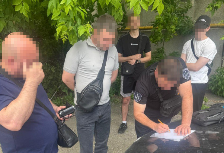 правоохоронець ухилянти