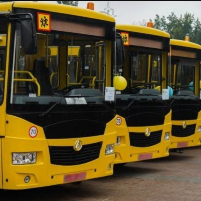 шкільні автобуси