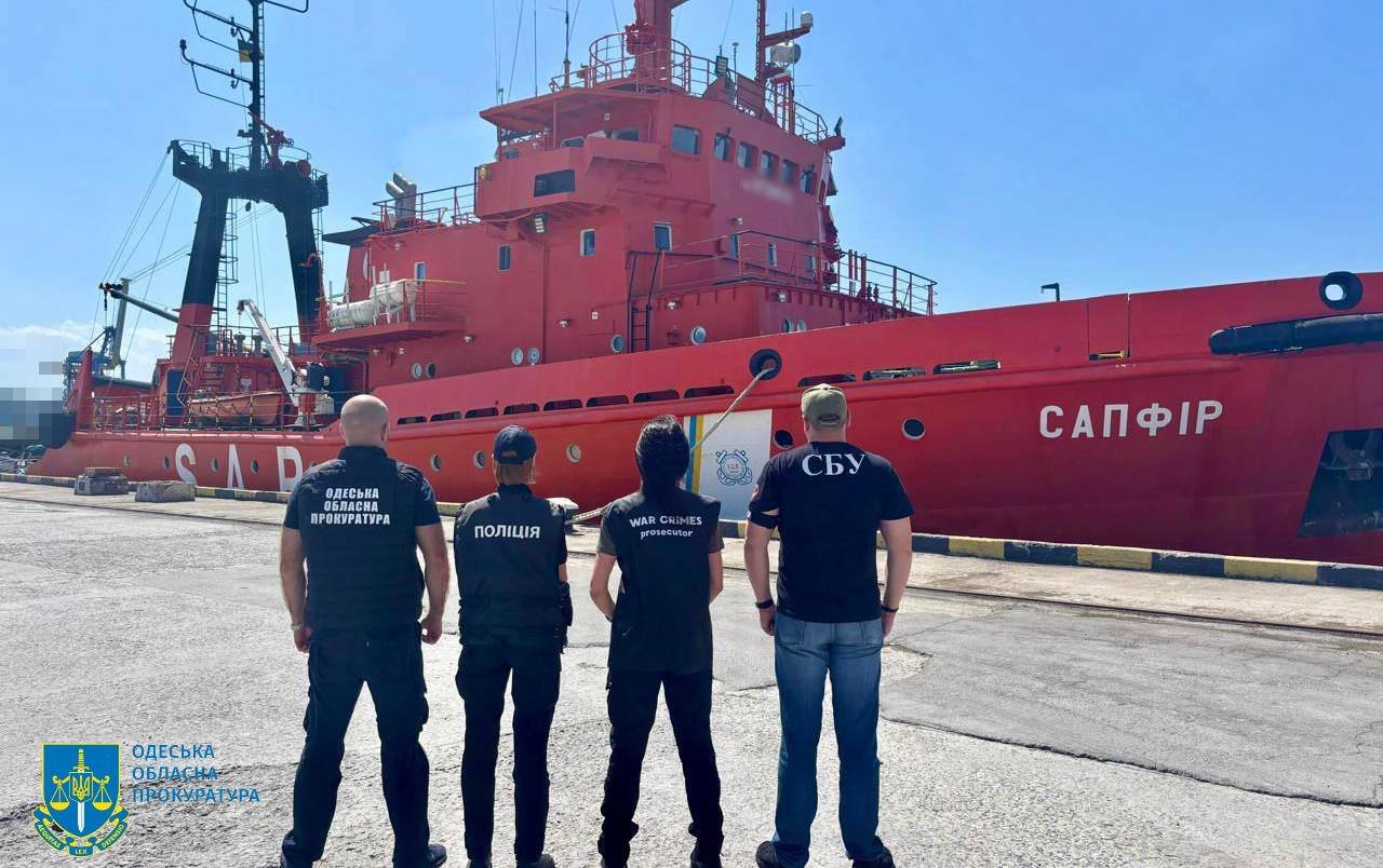 Російському генералу, який віддав наказ захопити судно «Сапфір» біля Зміїного, заочно повідомлено про підозру
