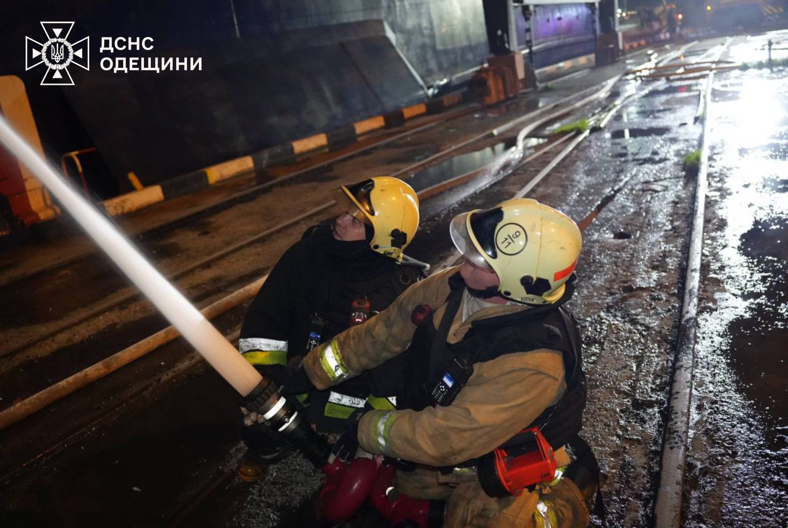 Ворог масовано атакував Одещину ракетами та дронами: постраждали двоє людей