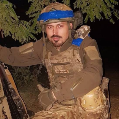 військовослужбовець Шаман Вишневе
