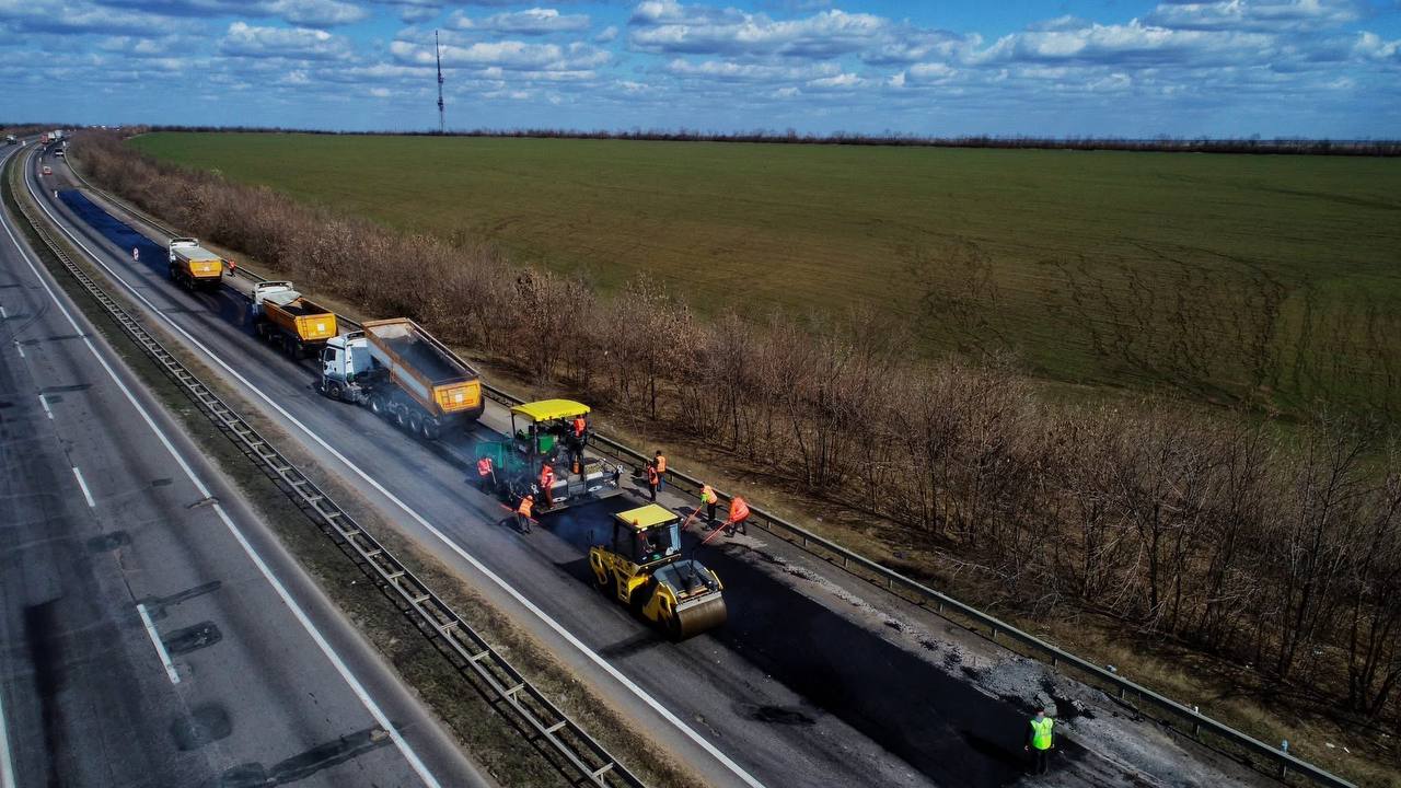 На трасі Київ — Одеса прискорили ремонт: кількість ремонтних бригад зросла більш ніж удвічі