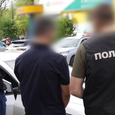 військовий зняття з розшуку та бронювання