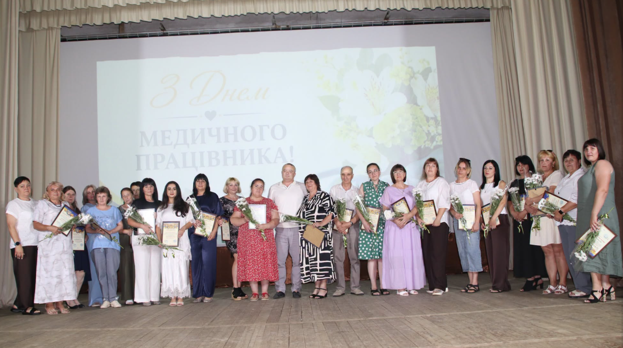 У Болграді урочисто привітали медичних працівників із професійним святом (фото)