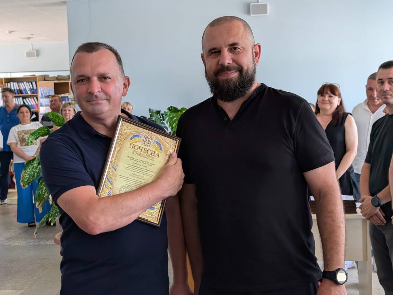 В Ізмаїлі з нагоди професійного свята працівникам морського та річкового флоту вручили почесні грамоти