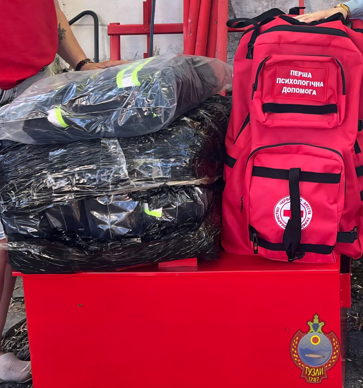 Тузлівська пожежна охорона отримала безцінну благодійну допомогу — пожежне спорядження та засоби реагування