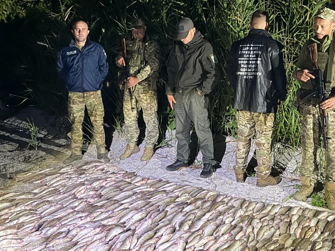 У Білгород-Дністровському районі браконьєр виловив в озері понад 577 судаків на понад 2 млн грн