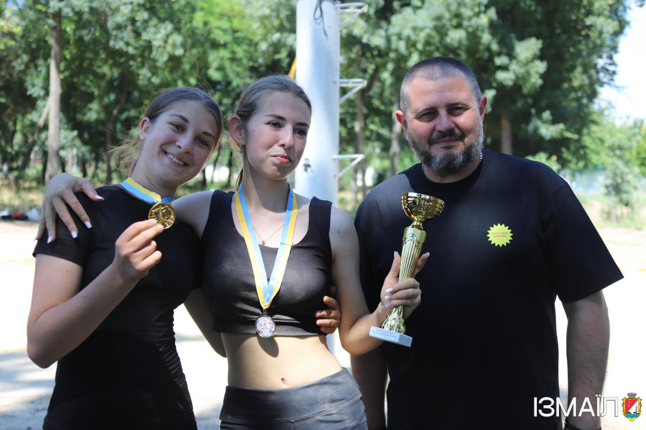 В Ізмаїлі відбувся відкритий чемпіонат міста з пляжного волейболу «Пляжка-2026»: названі переможці