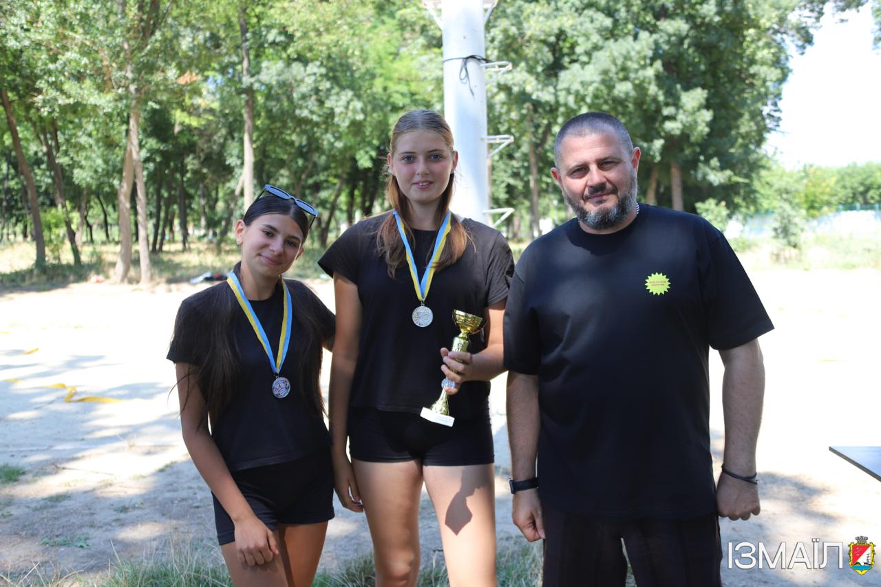 В Ізмаїлі відбувся відкритий чемпіонат міста з пляжного волейболу «Пляжка-2026»: названі переможці