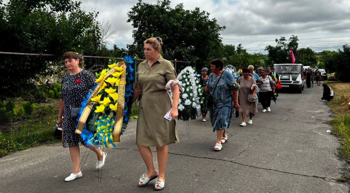 Саф’янівська громада провела в останню путь захисника України Якименка Вадима