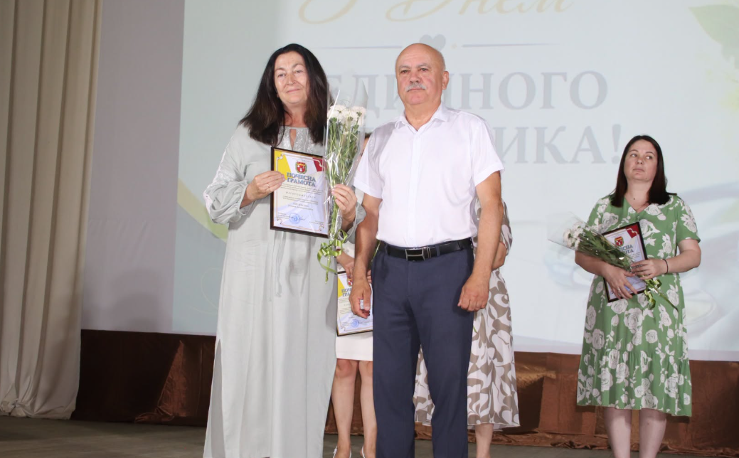 У Болграді урочисто привітали медичних працівників із професійним святом (фото)