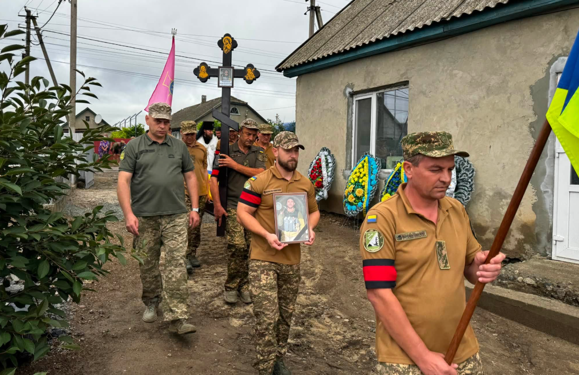 Саф’янівська громада провела в останню путь захисника України Якименка Вадима