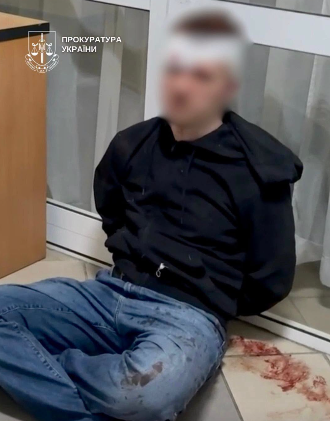 У Києві 31-річний чоловік завдав лікарці ВЛК 17 ударів ножем через висновок про придатність до служби