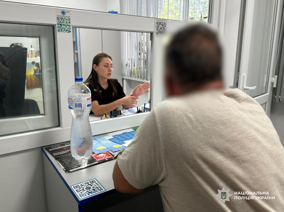 В Ізмаїлі чоловік влаштував на вулиці стрілянину та пошкодив екскаватор