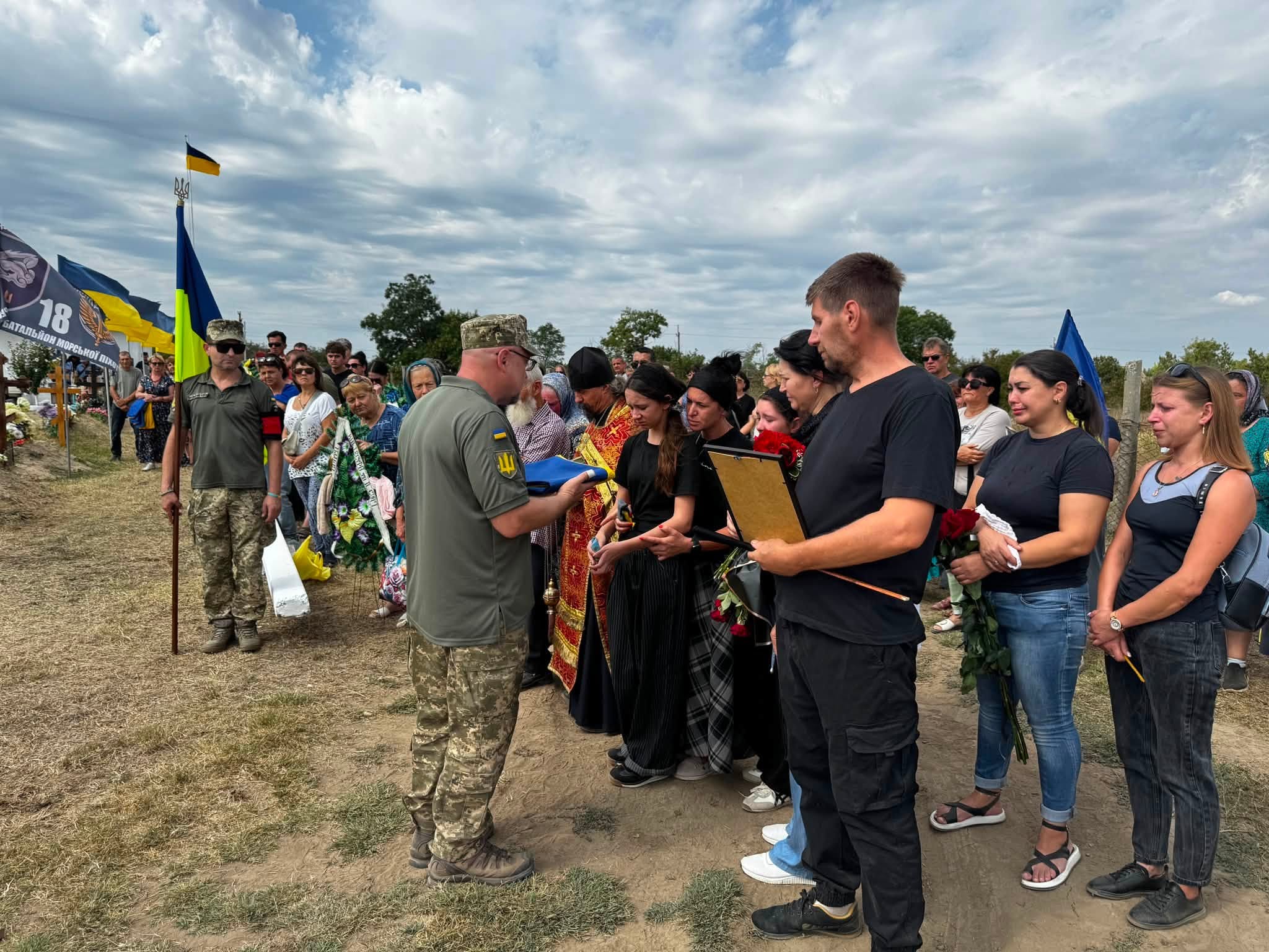 Саф’янівська громада провела в останню путь Захисника України Казакова Сергія
