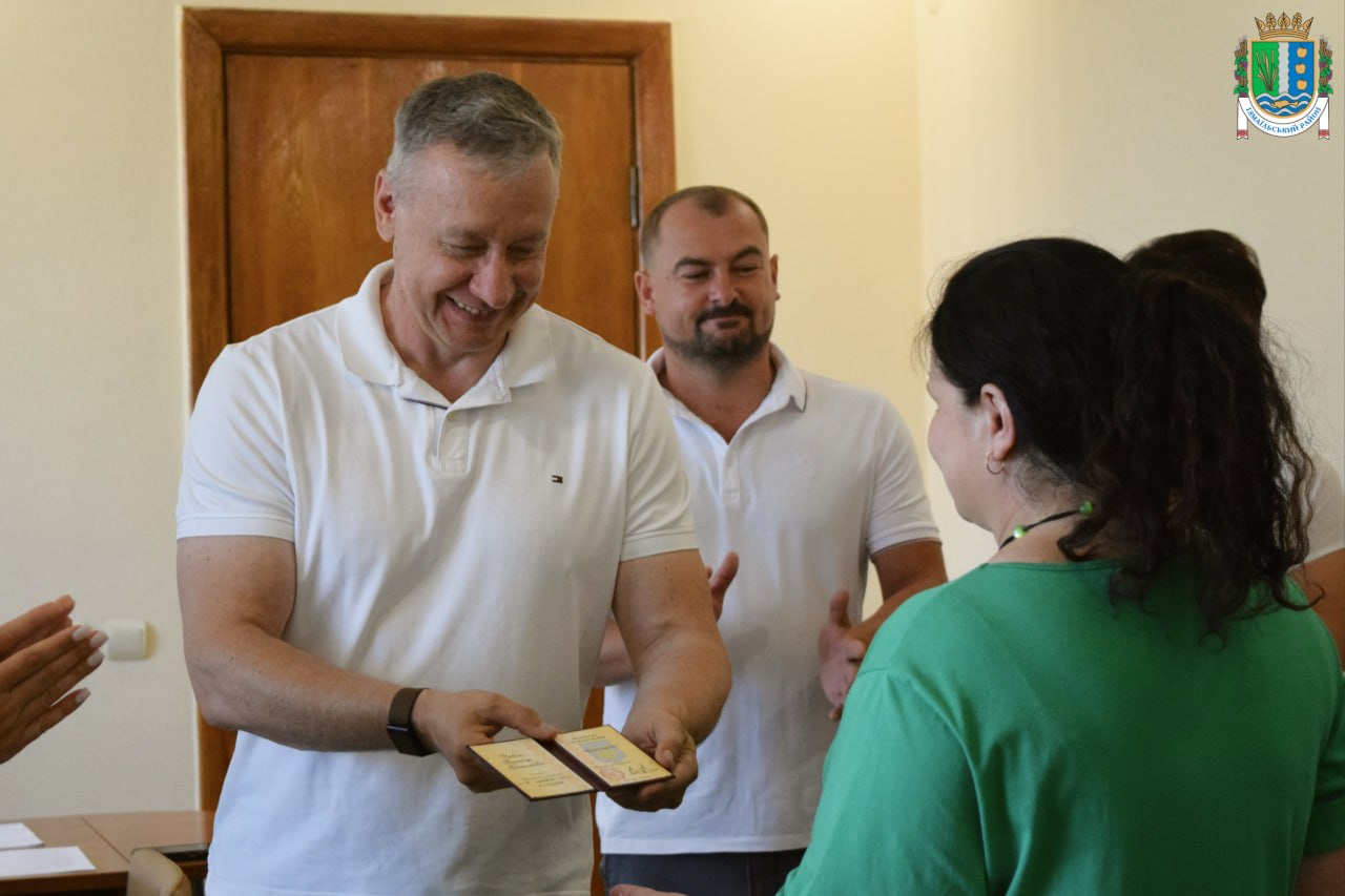 В Ізмаїльському районі присвоїли почесне звання “Мати-героїня” трьом багатодітним матерям