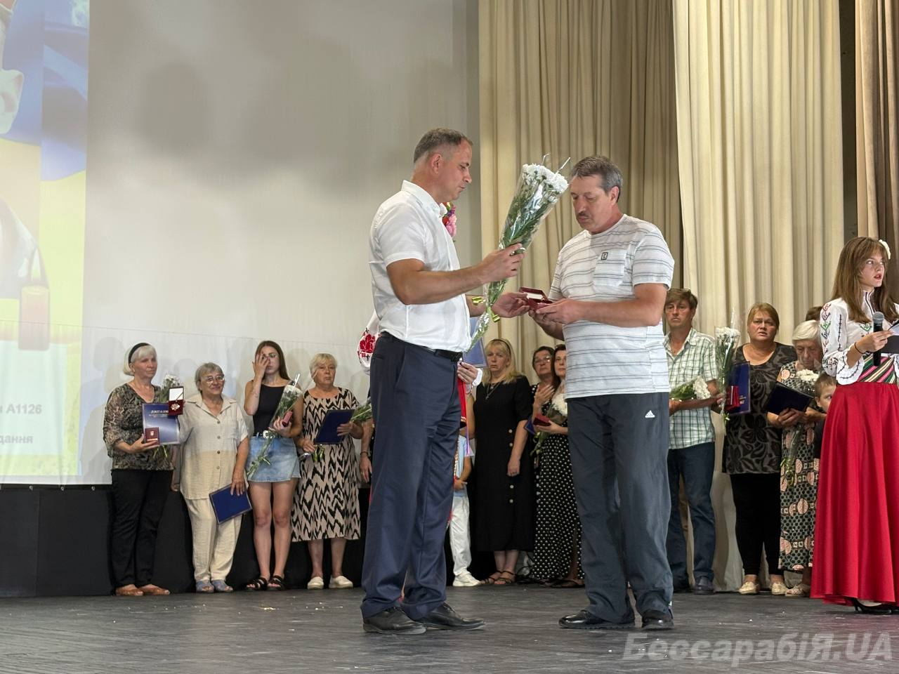У Болграді родинам полеглих Героїв вручили відзнаки “Почесний громадянин міста”