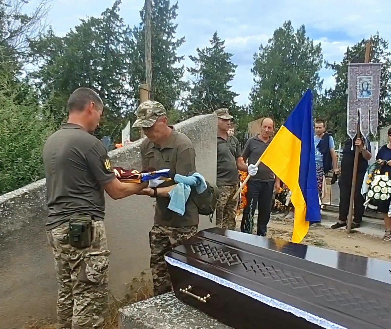 Ренійська громада назавжди попрощалася з полеглим на війні земляком Дунавом Юрієм
