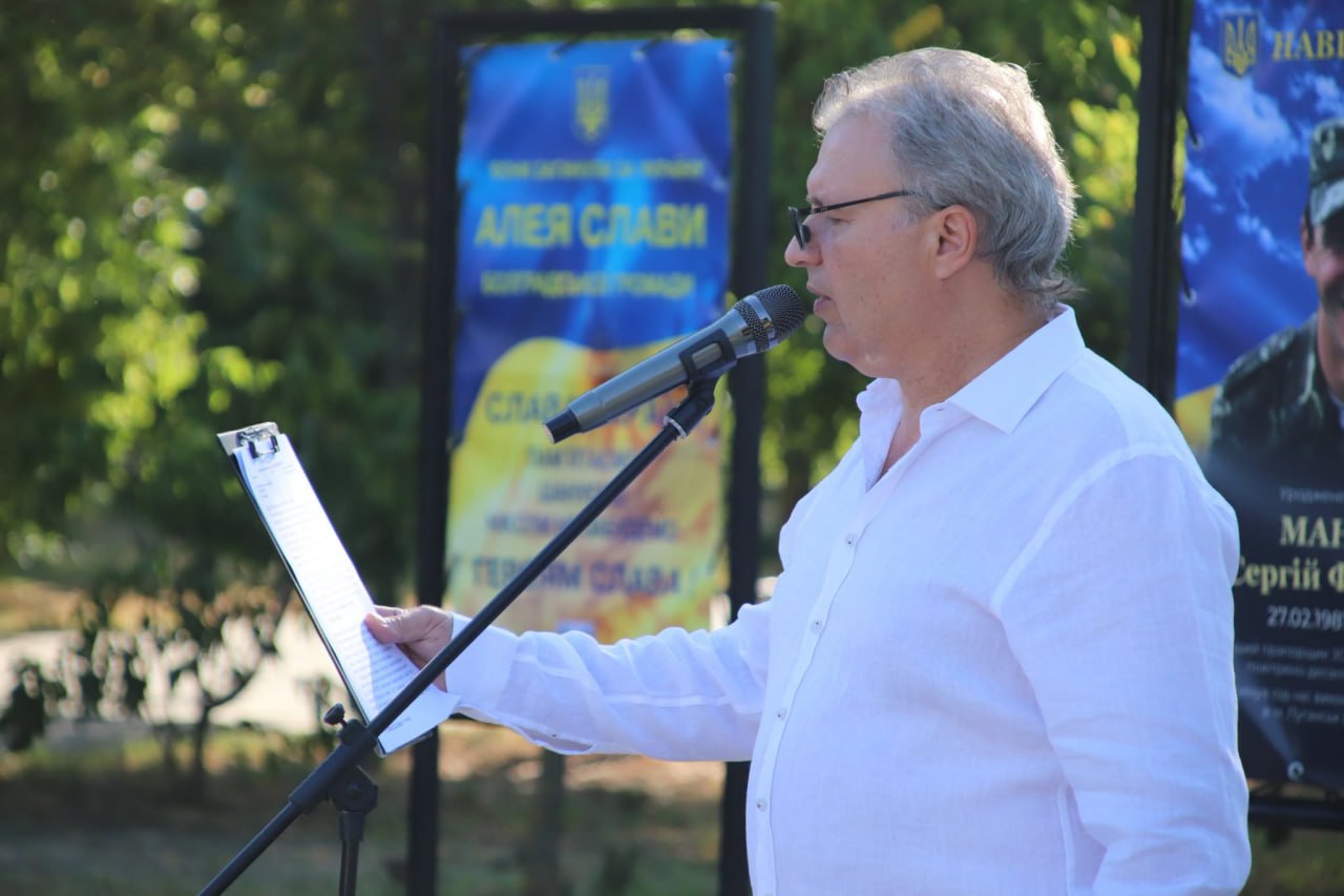 27 імен — 27 ударів “Дзвону Пам’яті”: у Болграді вшанували полеглих Героїв