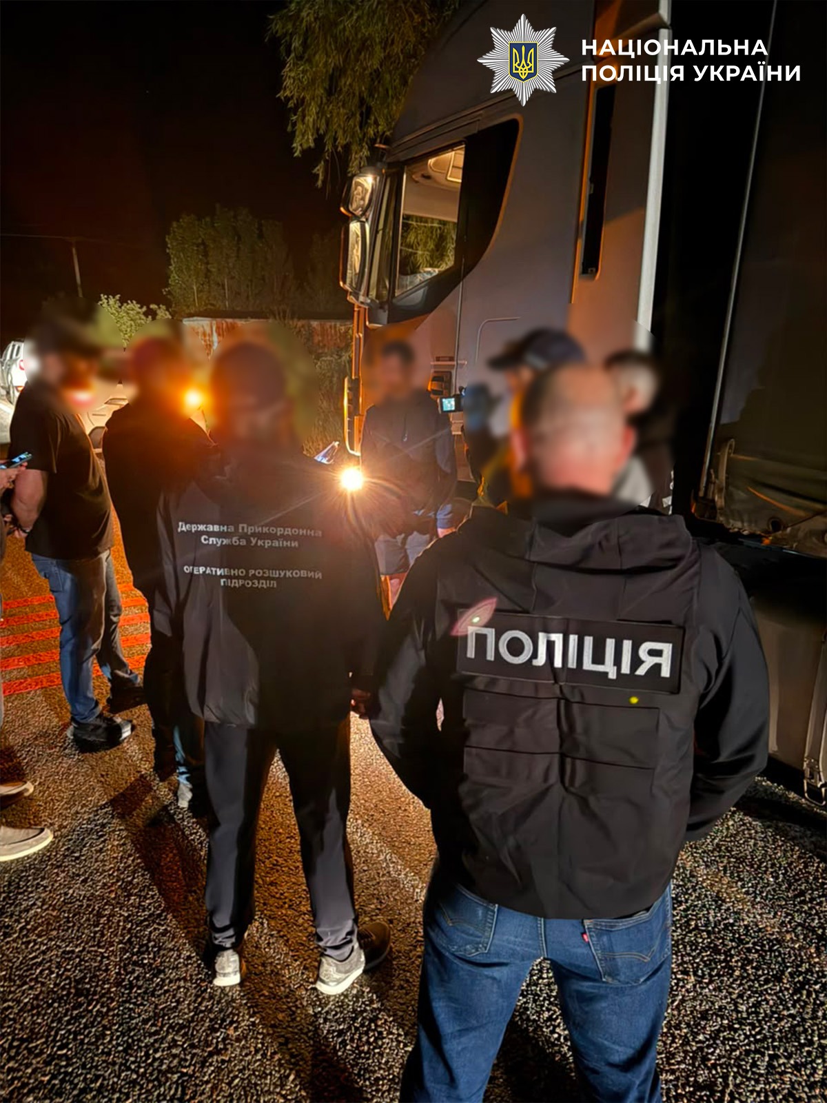 Водій вантажівки намагався переправити через пункт пропуску “Паланка — Маяки — Удобне” військовослужбовця, який перебував у розшуку