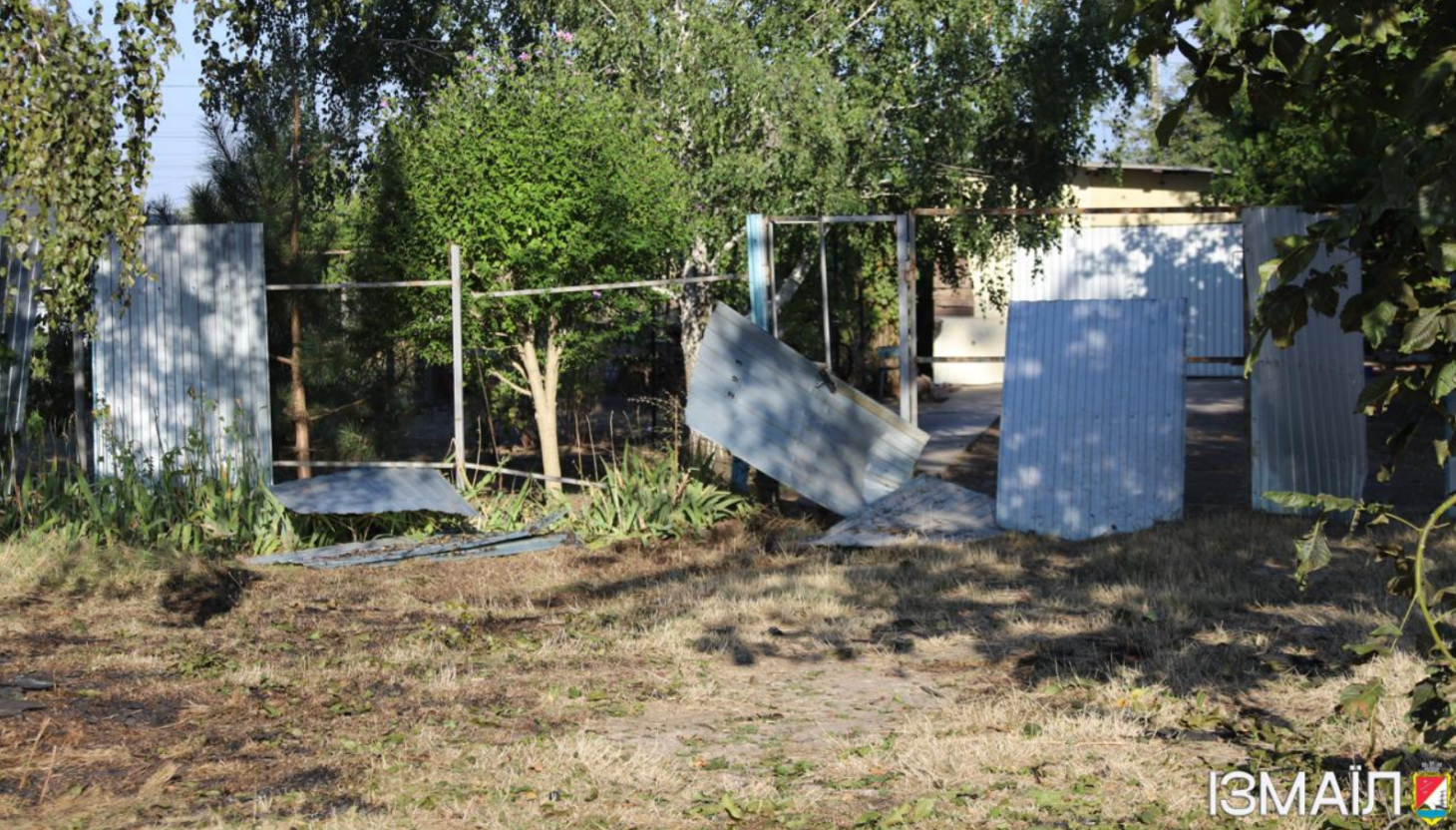 Ворог атакував дронами місто Ізмаїл: пошкоджено цивільну інфраструктуру