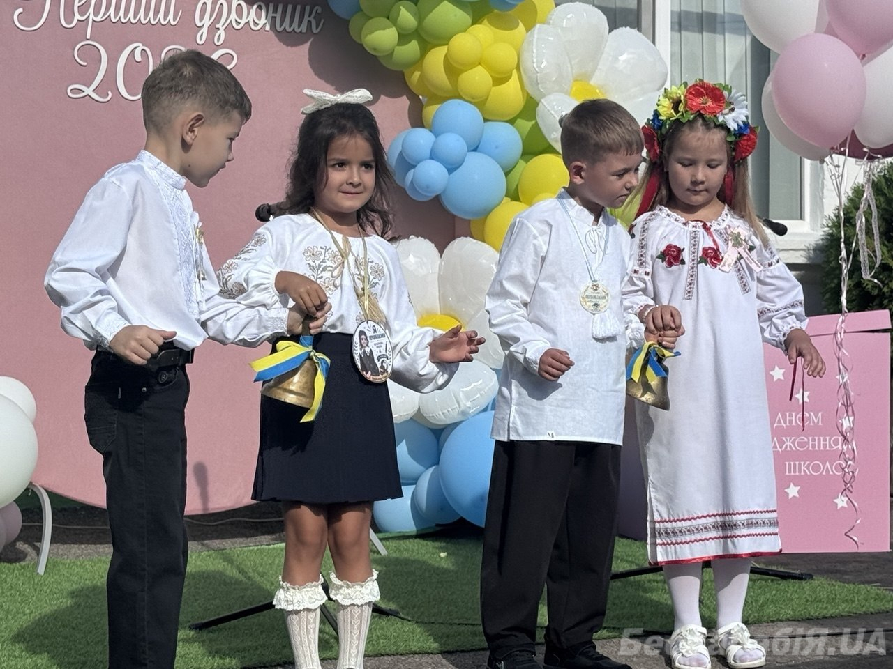 В Ізмаїлі пролунав перший дзвоник: за парти сіли 7656 учнів