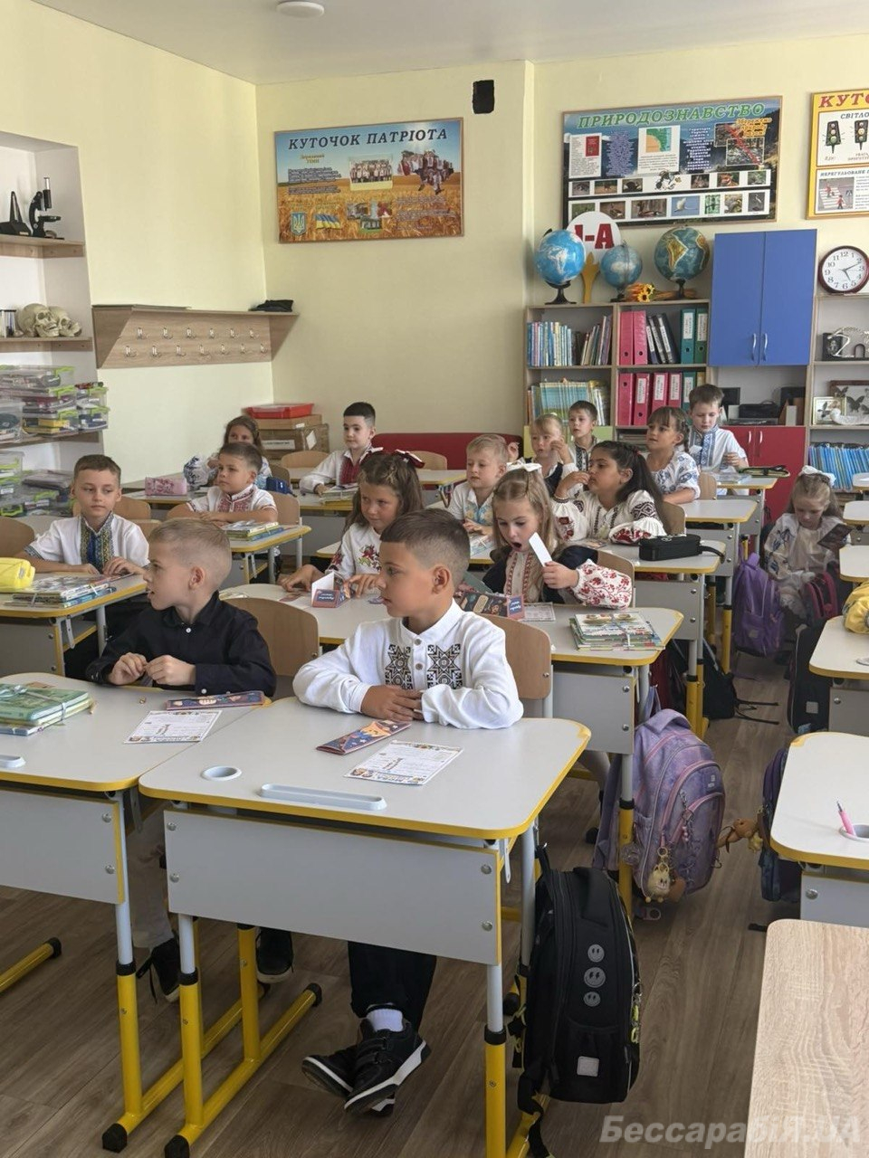 В Ізмаїлі пролунав перший дзвоник: за парти сіли 7656 учнів