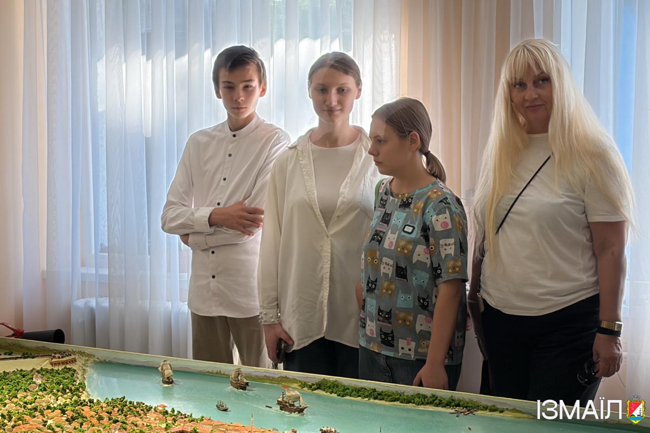 Любов, турбота і родина: в Ізмаїлі відзначили День усиновлення