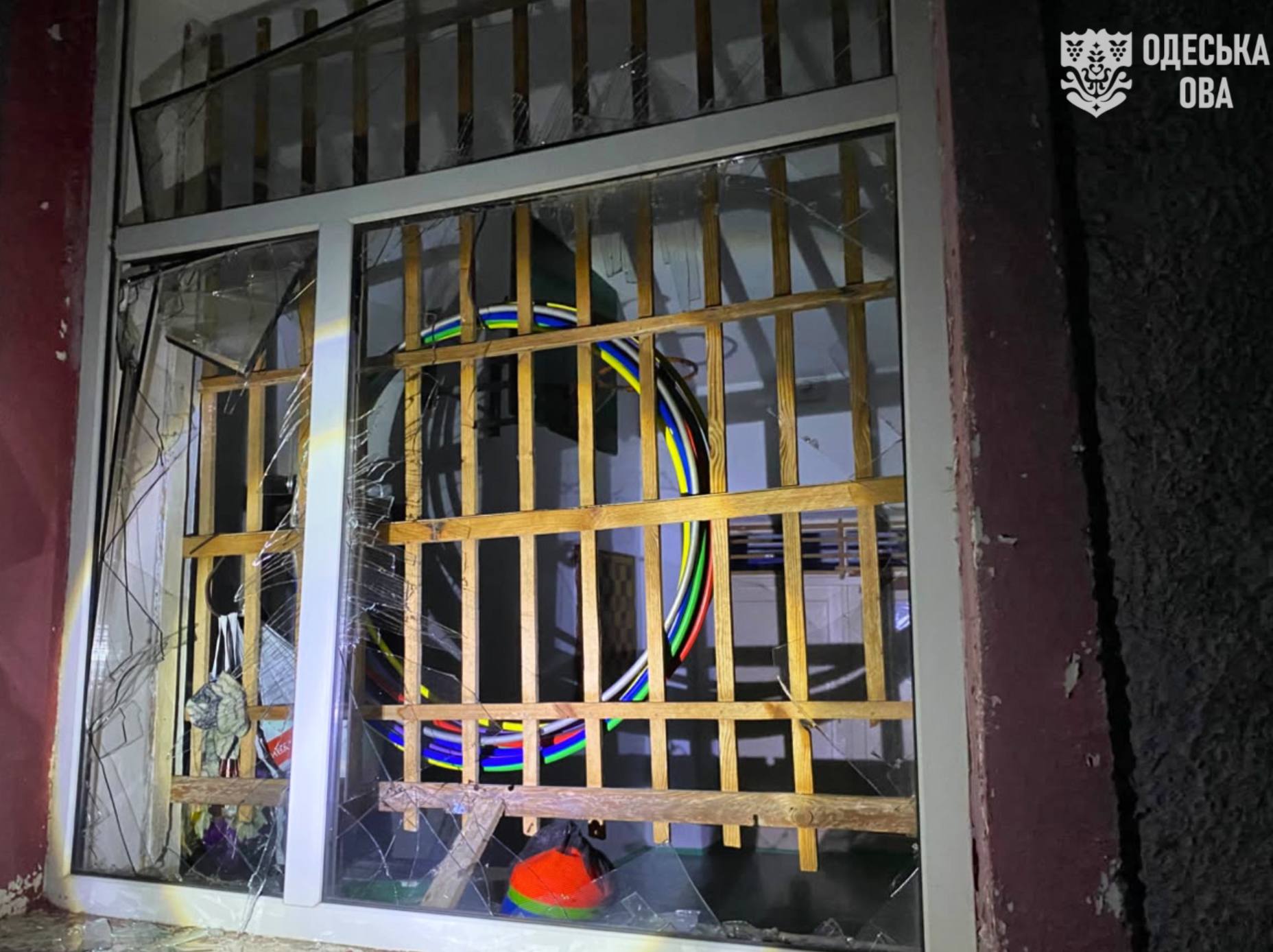 Атаки ворога на Одещину не припиняються: пошкоджено підприємство, житлові та складські будівлі