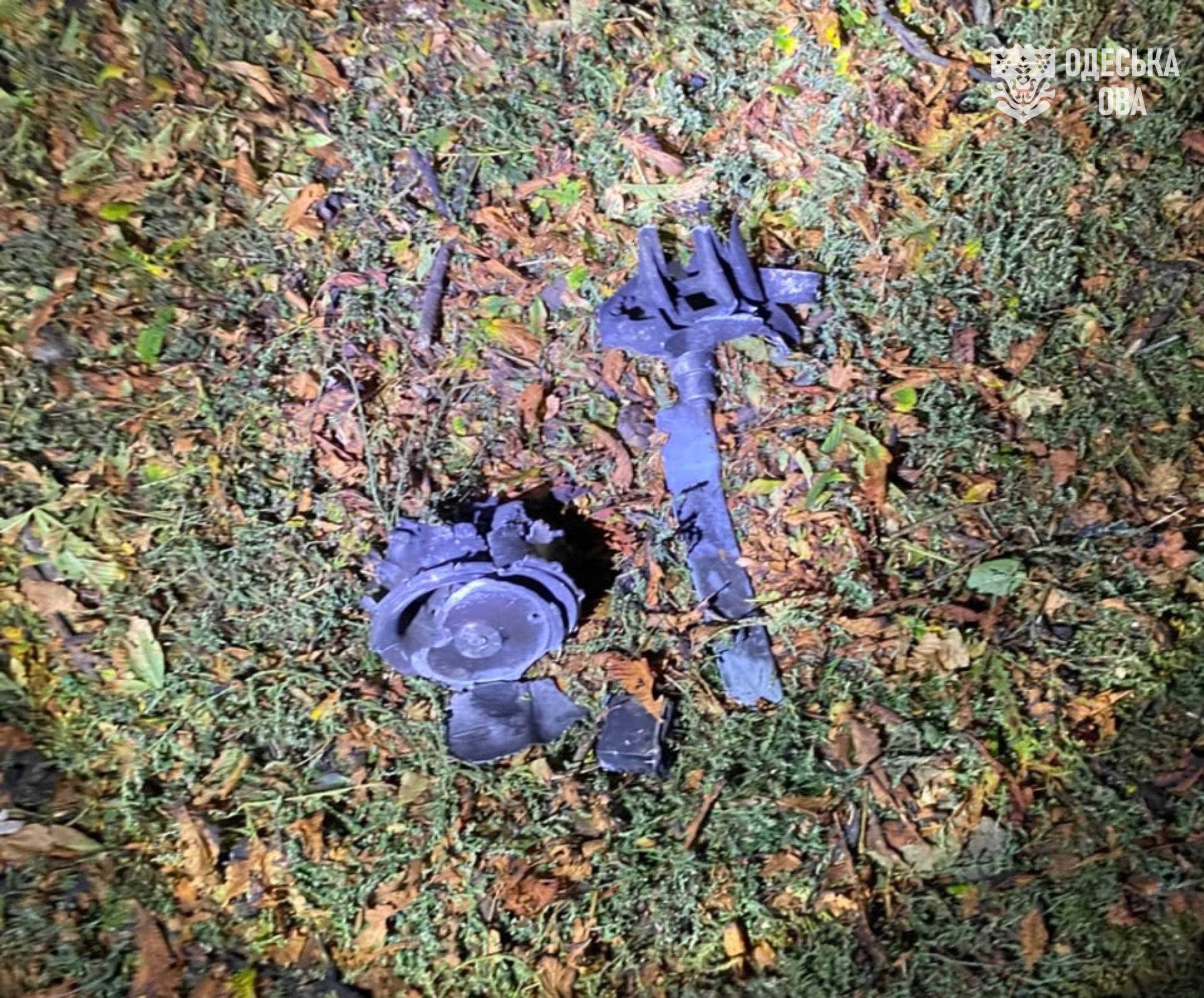 Атаки ворога на Одещину не припиняються: пошкоджено підприємство, житлові та складські будівлі
